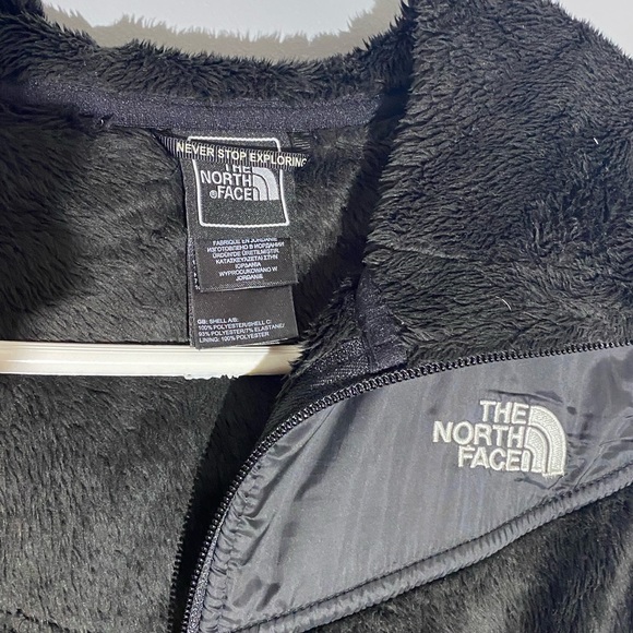 The North Face Hooded Black Vest - Picture 2 of 3